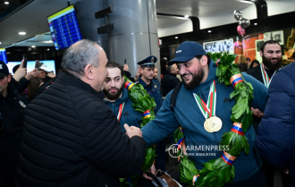 Сборная Армении по тяжелой атлетике возвратилась из 
Софии